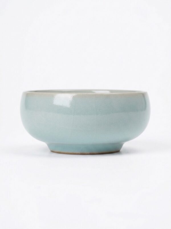 mina-heritage-pale-moon-tea-vessel-01-1.jpg Pale Moon Tea Vessel Ru Ware