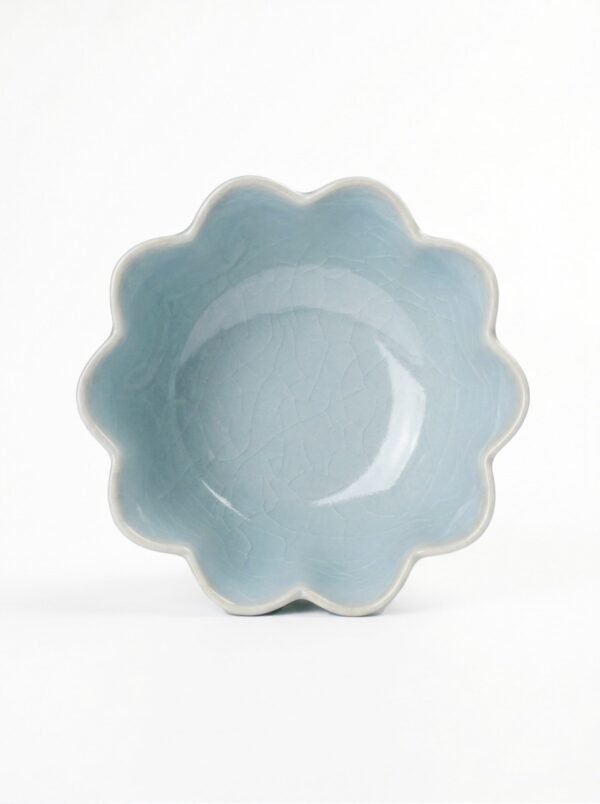 Soft Pea Celadon Lotus Tea Vessel Ru Ware