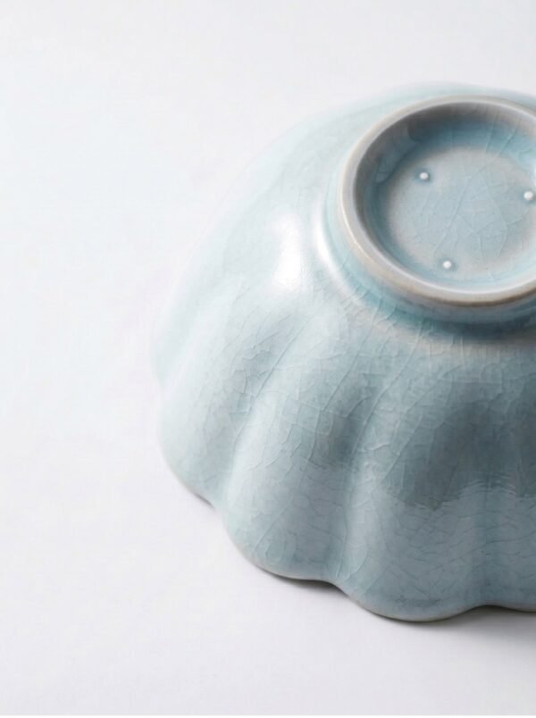 Soft Pea Celadon Lotus Tea Vessel Ru Ware